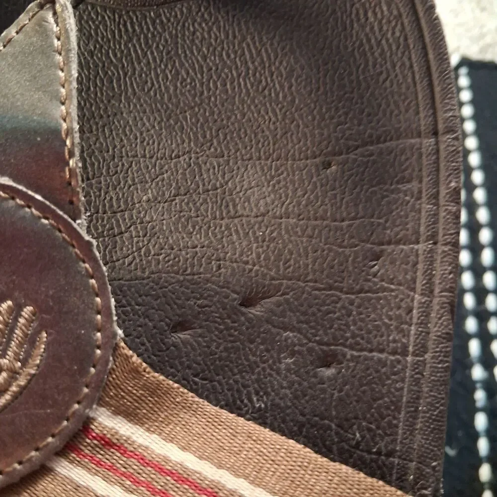 Women's FitFlop Brown Stripe Thong Webbing Leather Sandal Women's Size 8